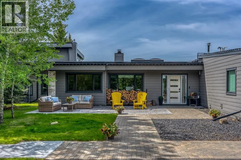 183 Pinebrook Way SW