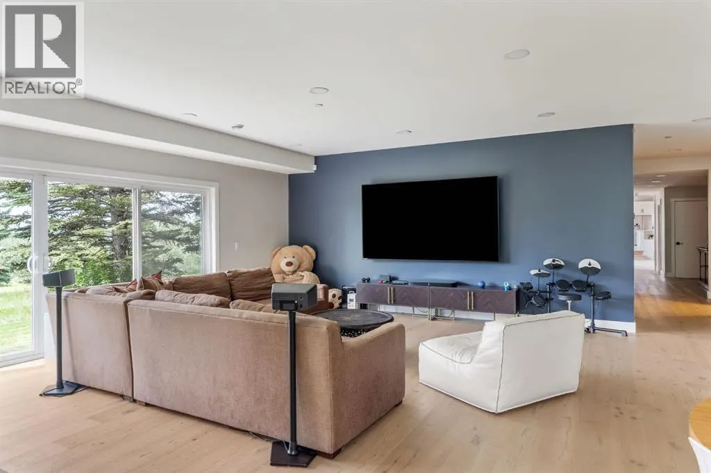183 Pinebrook Way SW