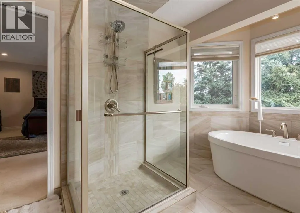 492 Silvergrove Gardens NW