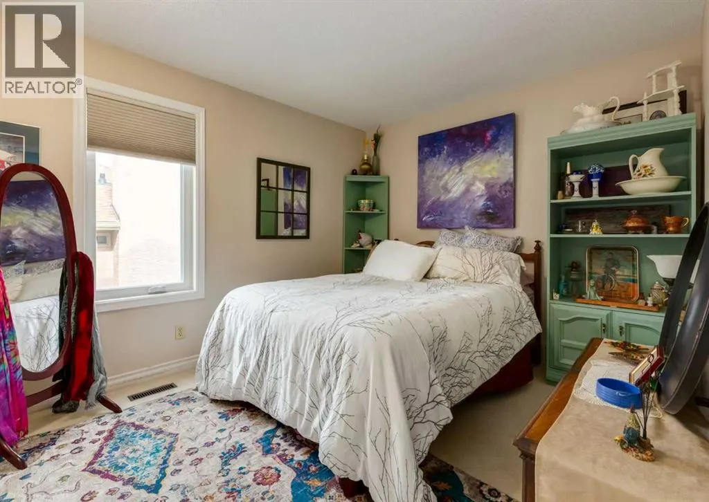 492 Silvergrove Gardens NW