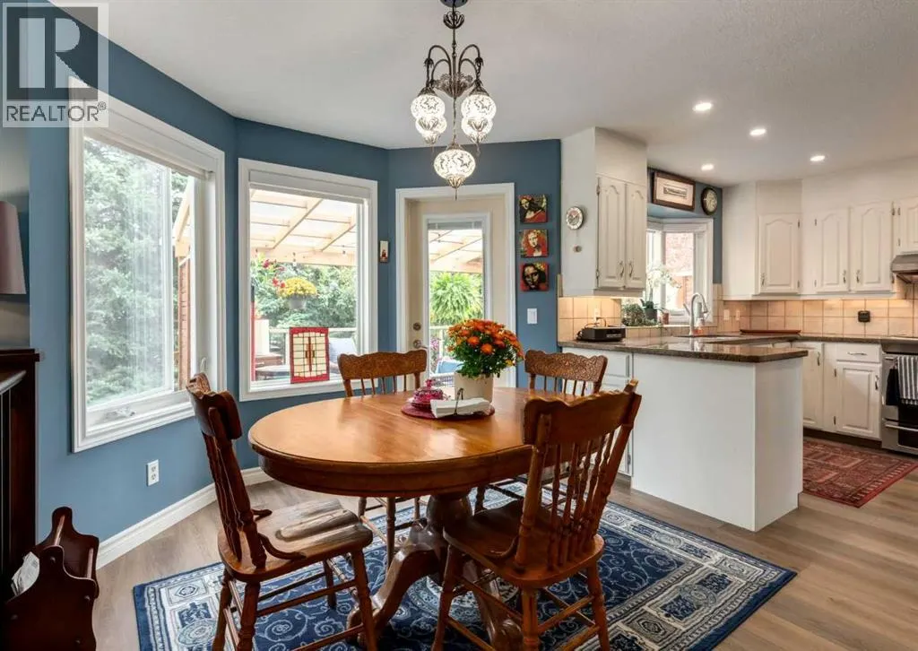 492 Silvergrove Gardens NW
