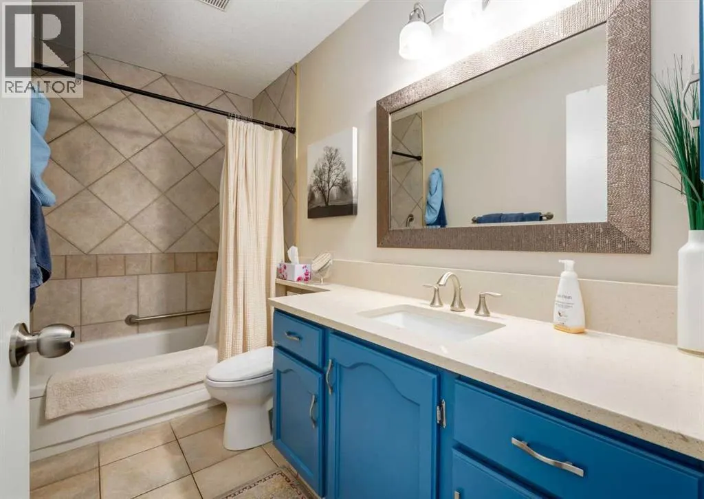 492 Silvergrove Gardens NW
