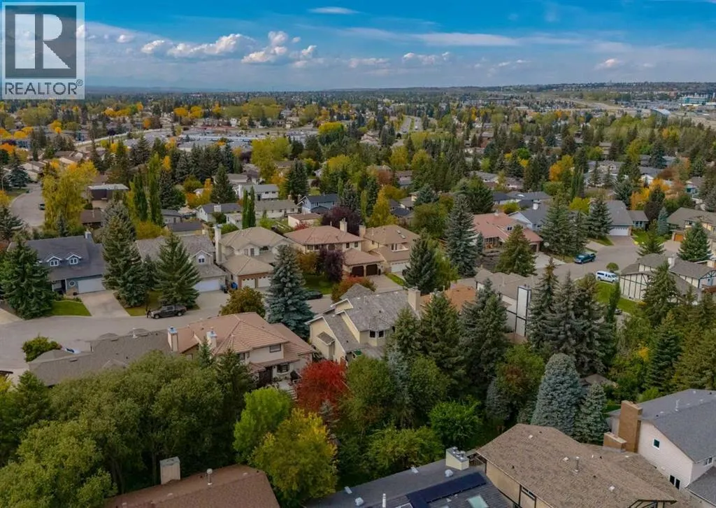 492 Silvergrove Gardens NW