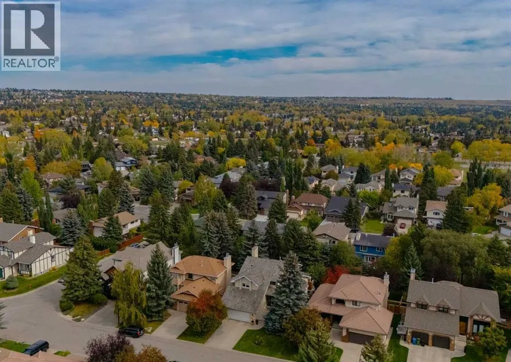 492 Silvergrove Gardens NW