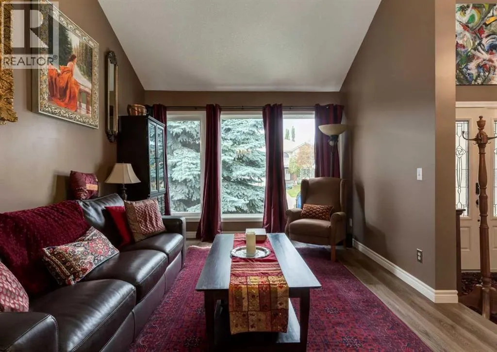 492 Silvergrove Gardens NW