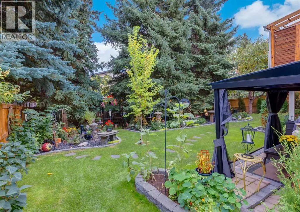 492 Silvergrove Gardens NW
