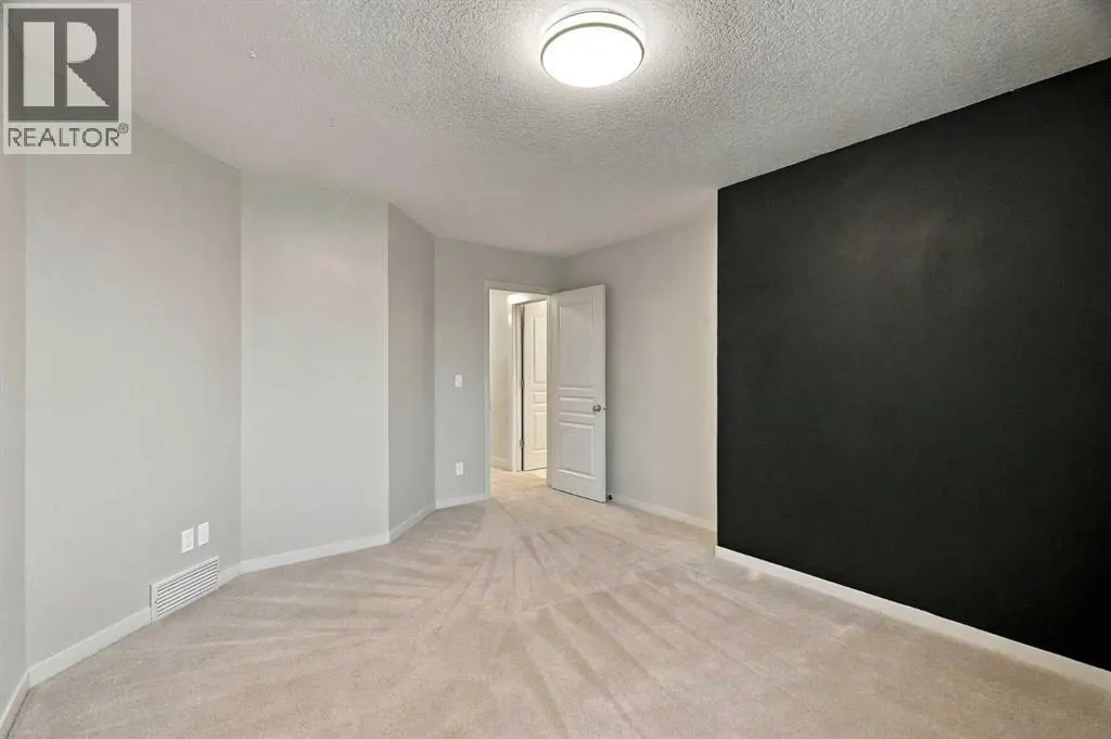 24 Auburn Sound Terrace SE