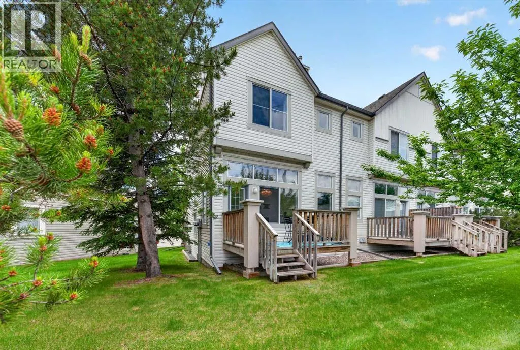 99 Copperfield Court SE