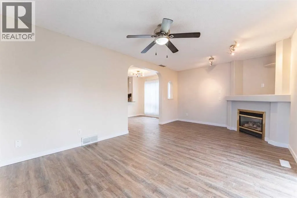 6 Covewood Park NE