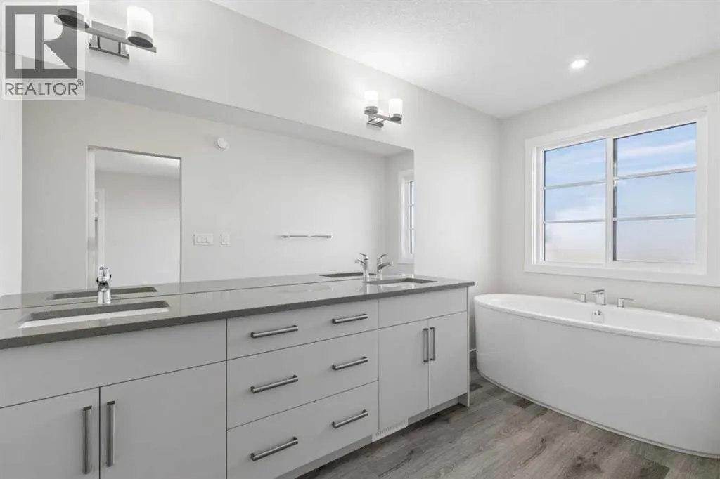 355 Heartwood Gardens SE