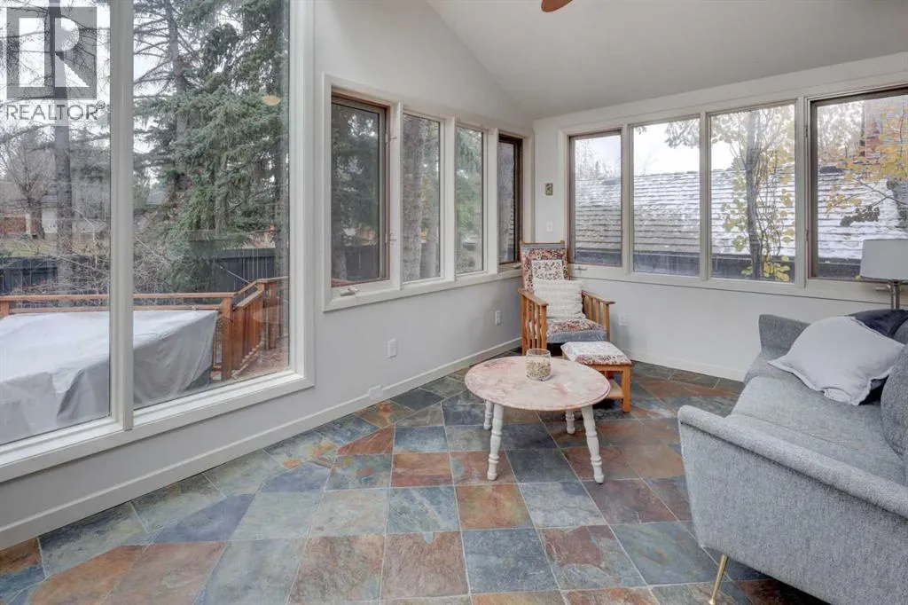 216 Pump Hill Gardens SW