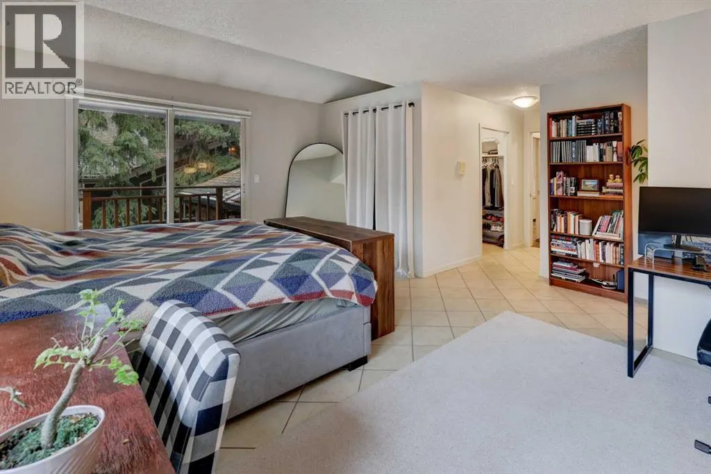 216 Pump Hill Gardens SW
