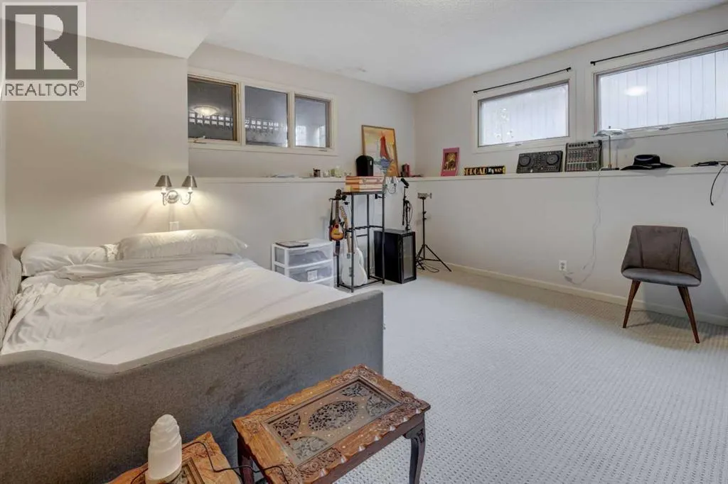 216 Pump Hill Gardens SW