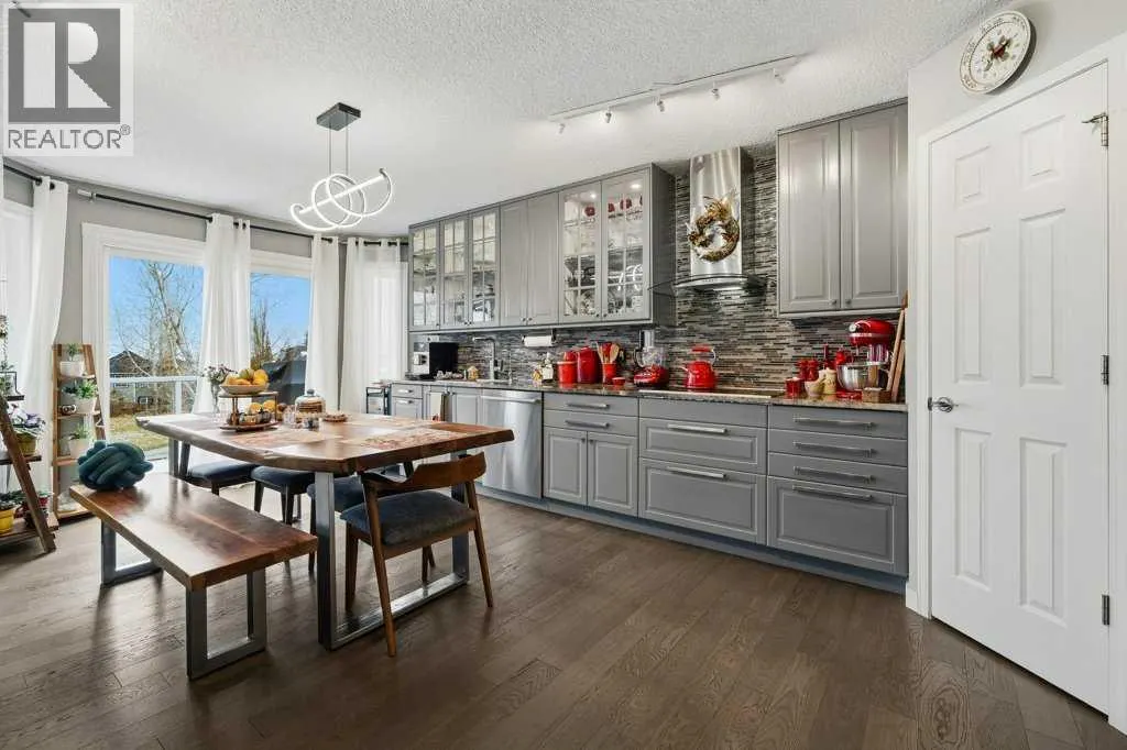 146 Bridlewood Way SW