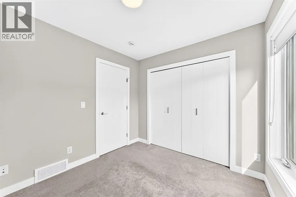 311 Evanscrest Square NW
