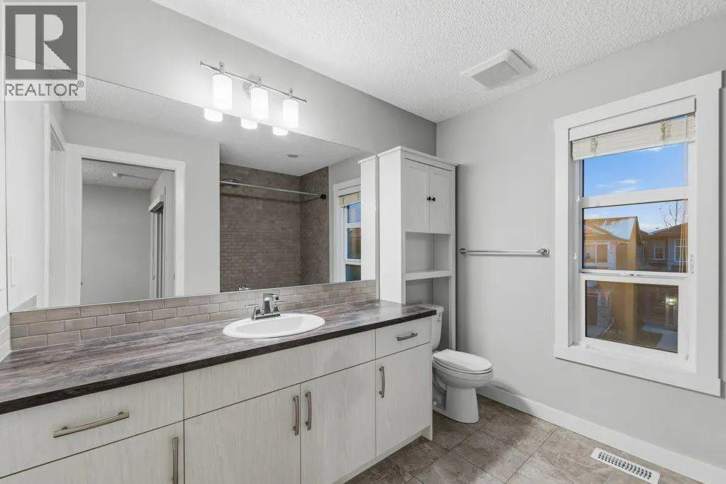 102 Seton Grove SE