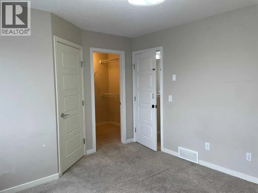 222 Saddlelake Terrace NE