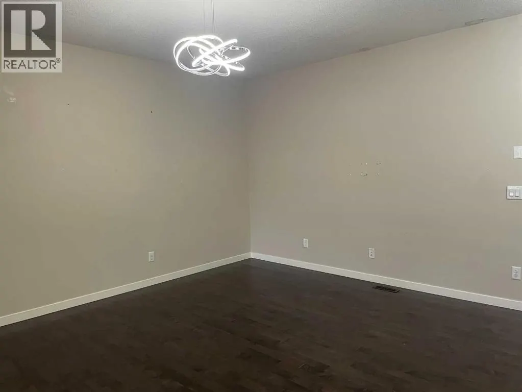 222 Saddlelake Terrace NE