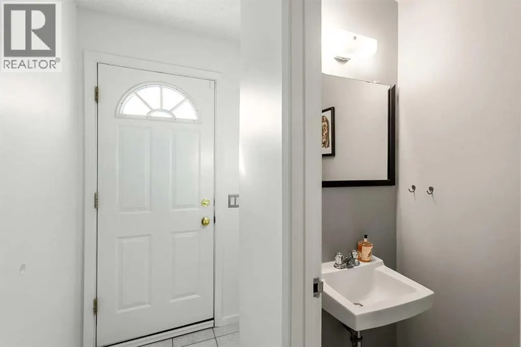442 Brae Glen Crescent SW