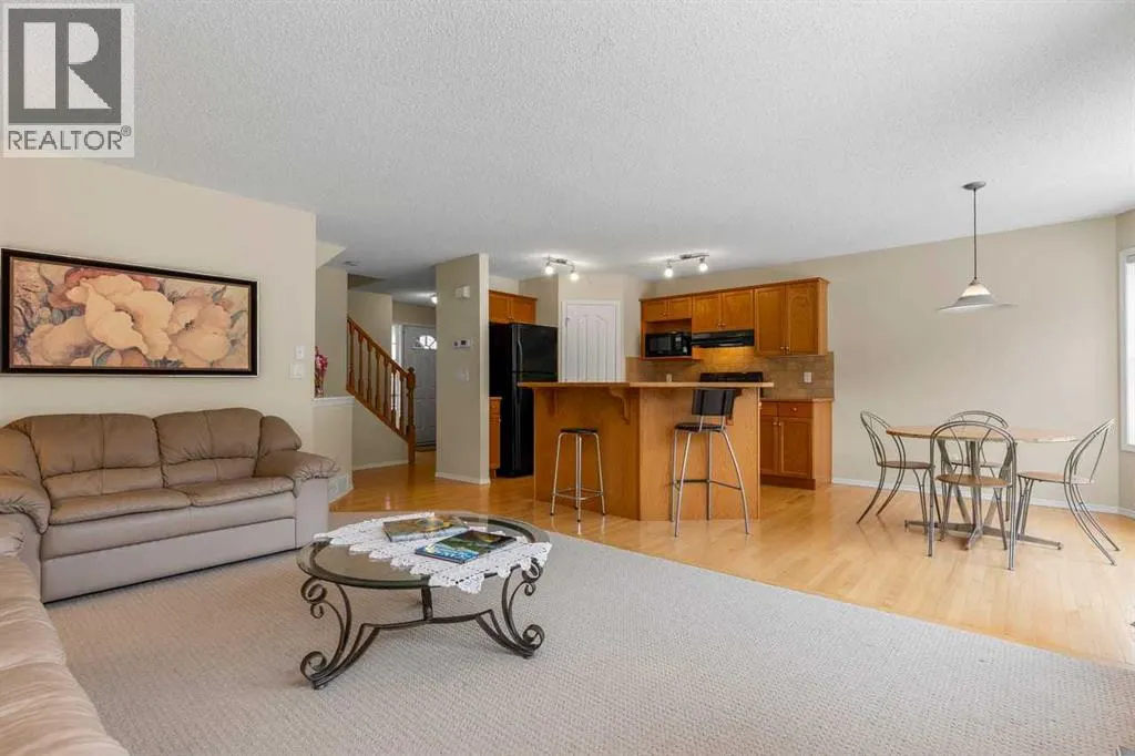 303 Springborough Way SW