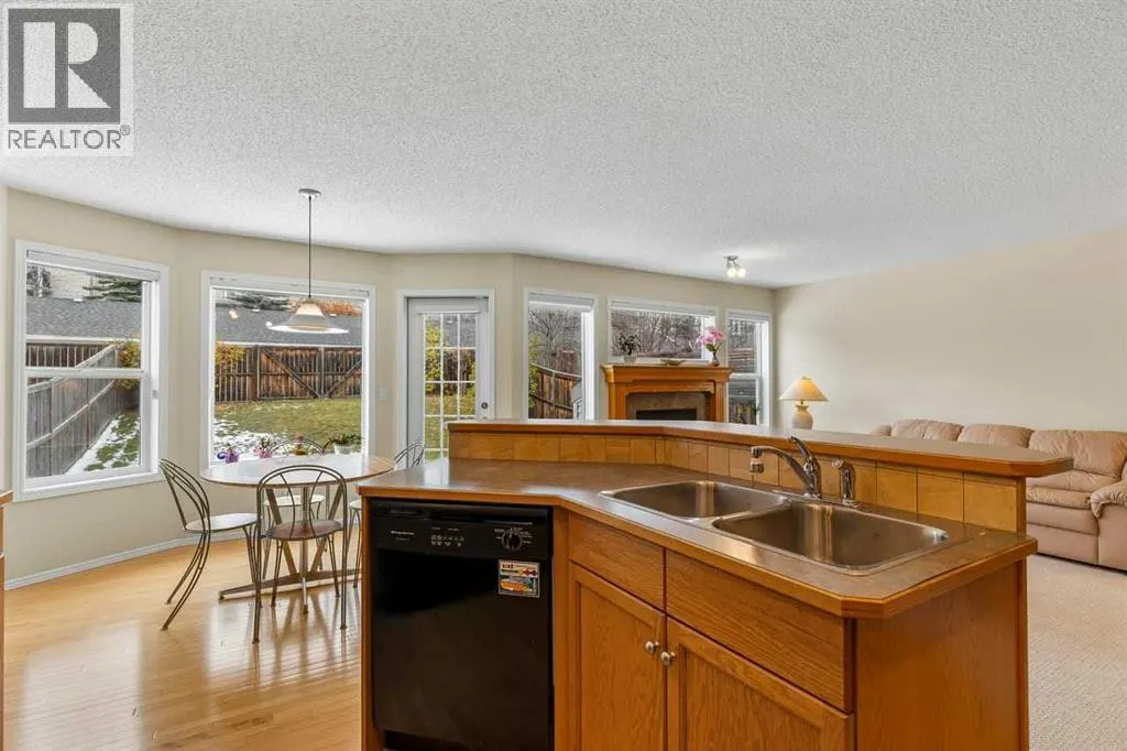 303 Springborough Way SW