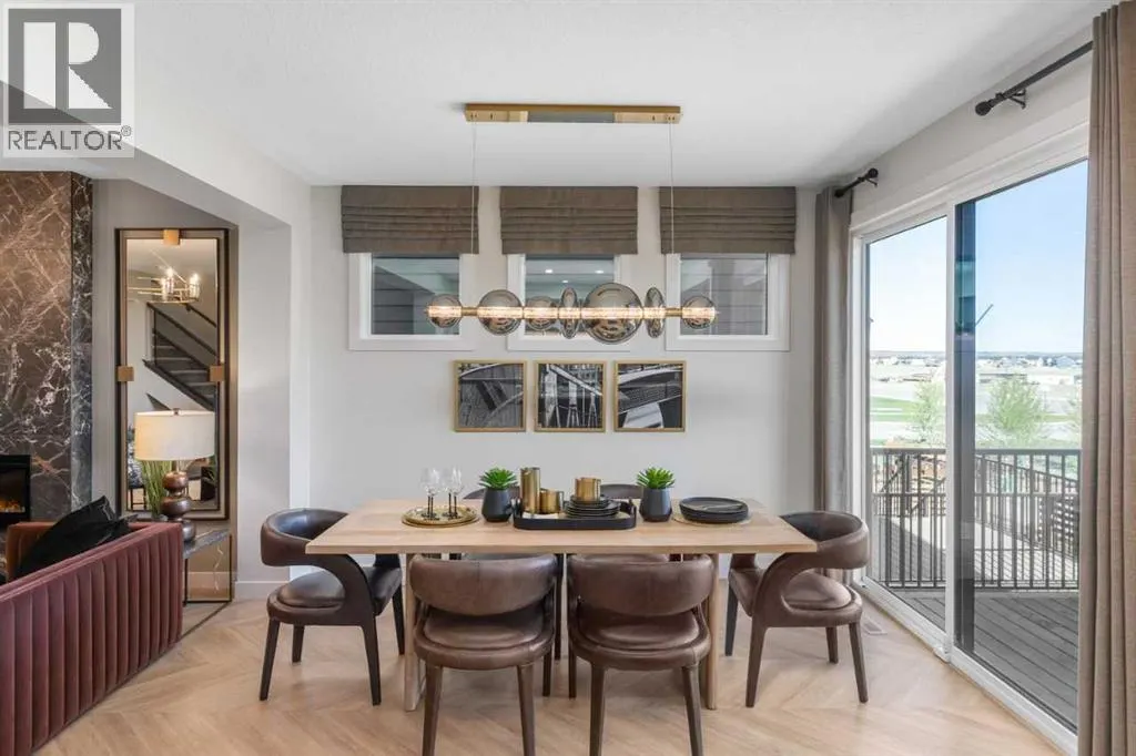 239 Vantage Crescent SW