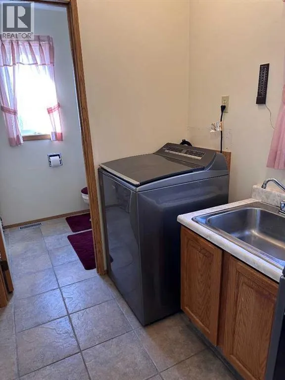 13428 Lakeland Drive