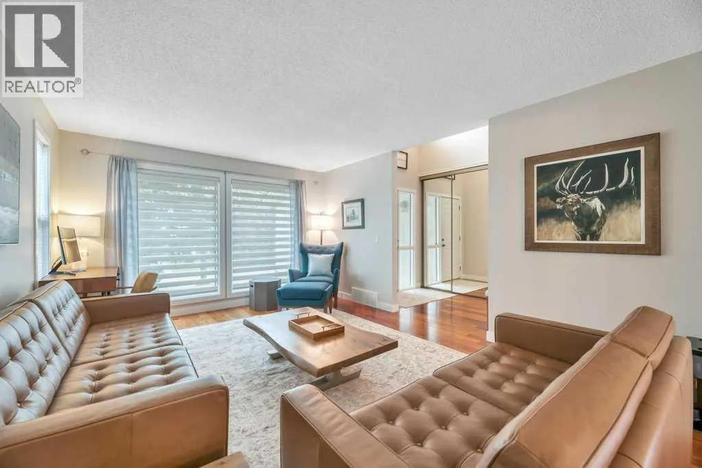 408 Woodside Road SW