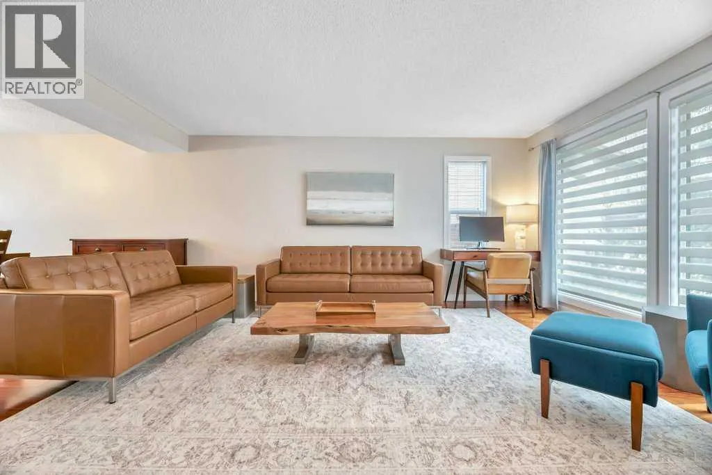 408 Woodside Road SW