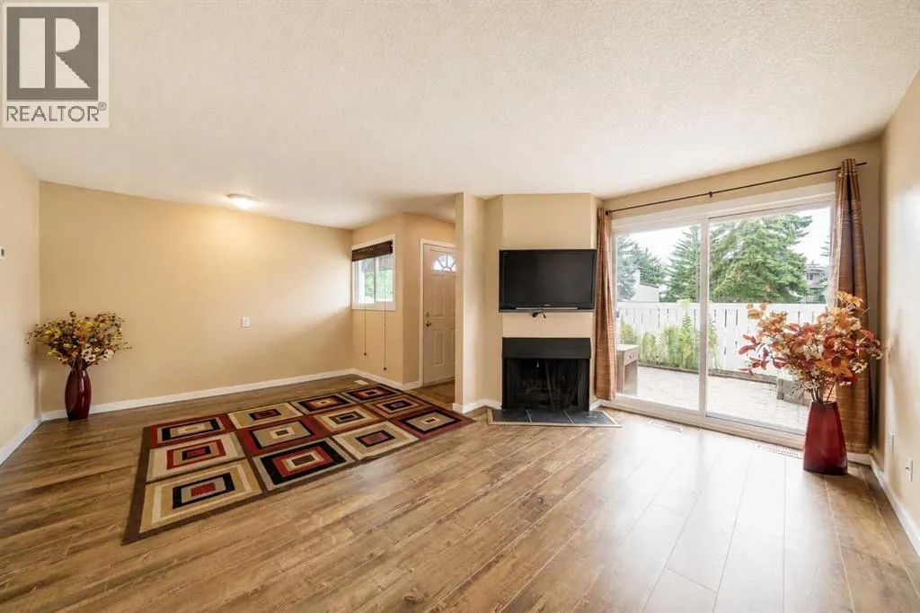 40, 3745 Fonda Way SE