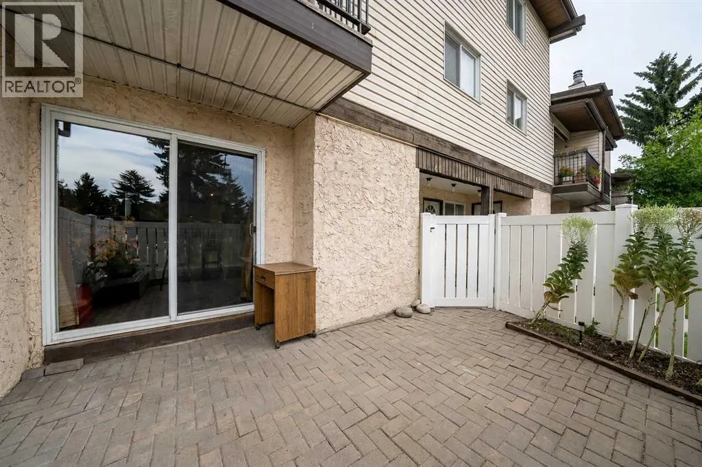 40, 3745 Fonda Way SE