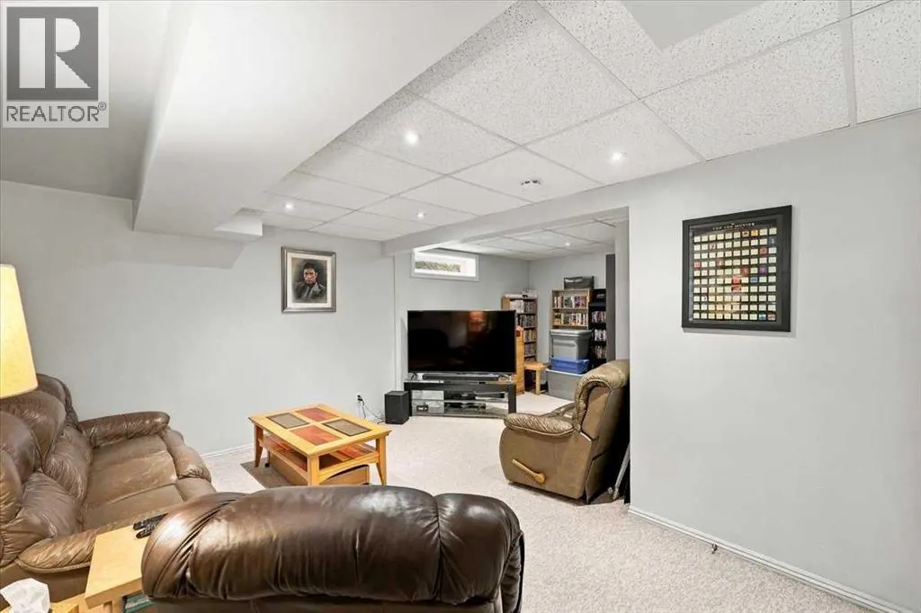 36 Covington Mews NE