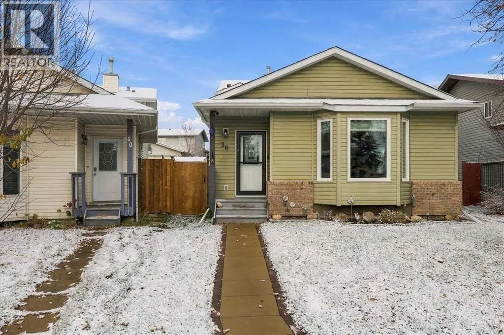 36 Covington Mews NE