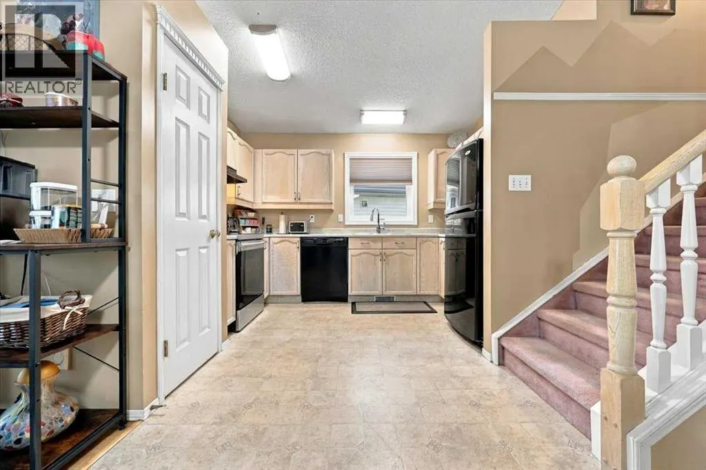 36 Covington Mews NE