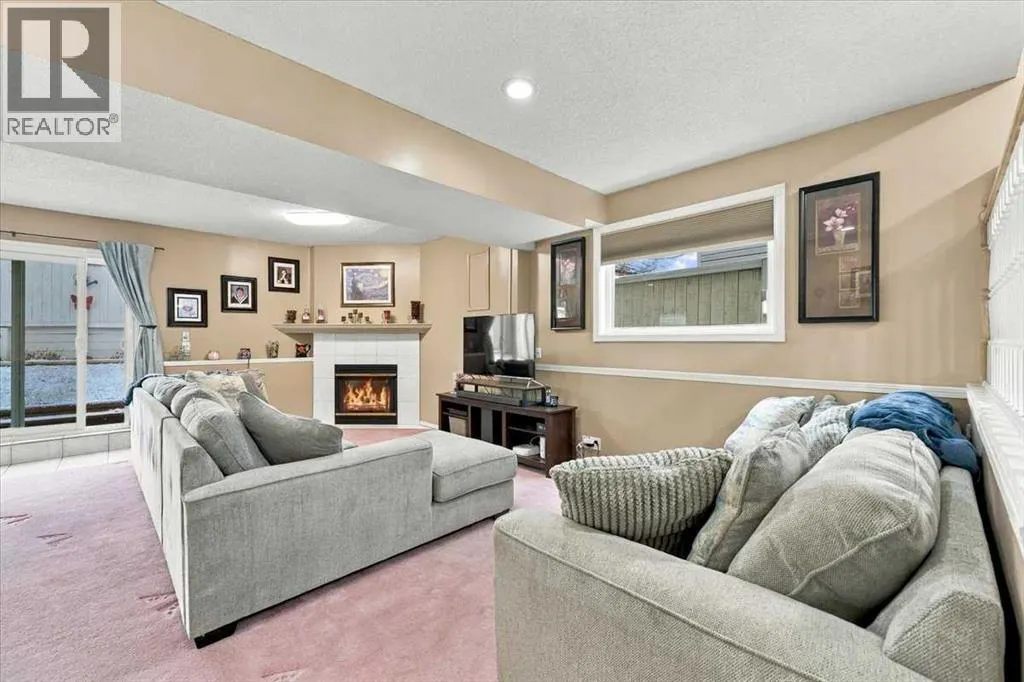 36 Covington Mews NE