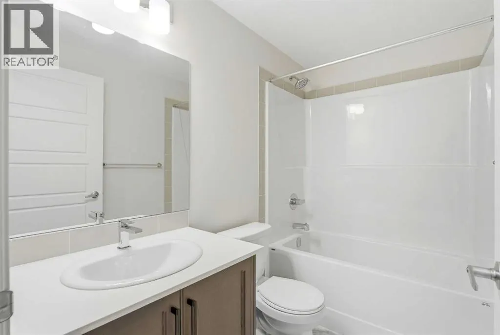113, 40 Livingston Parade NE
