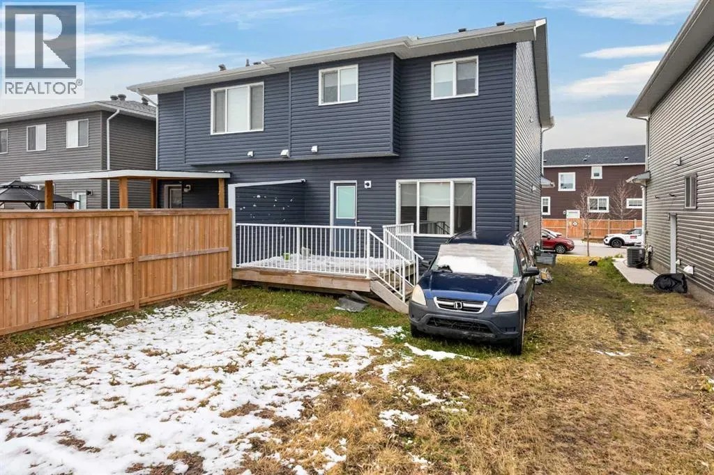 52 Red Embers Manor NE
