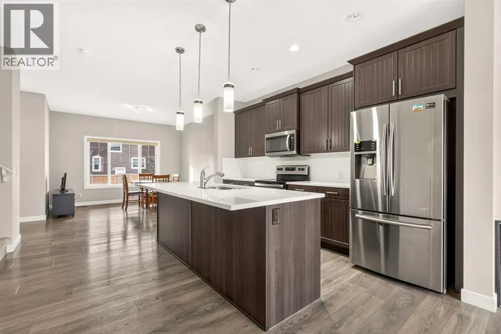 52 Red Embers Manor NE