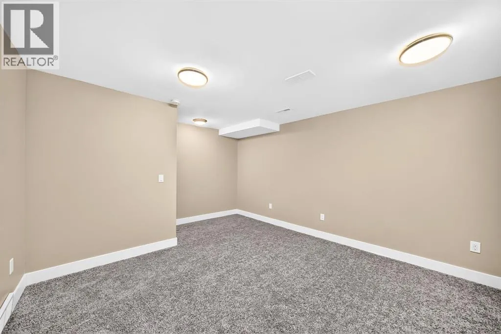 111 Deer Ridge Lane SE