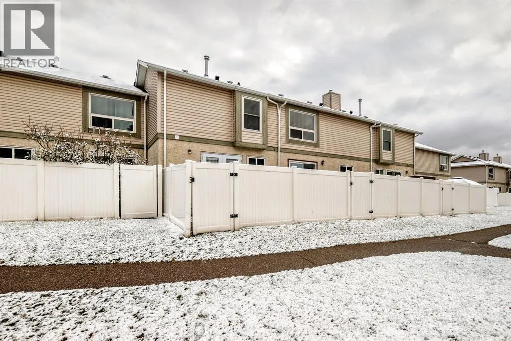 111 Deer Ridge Lane SE