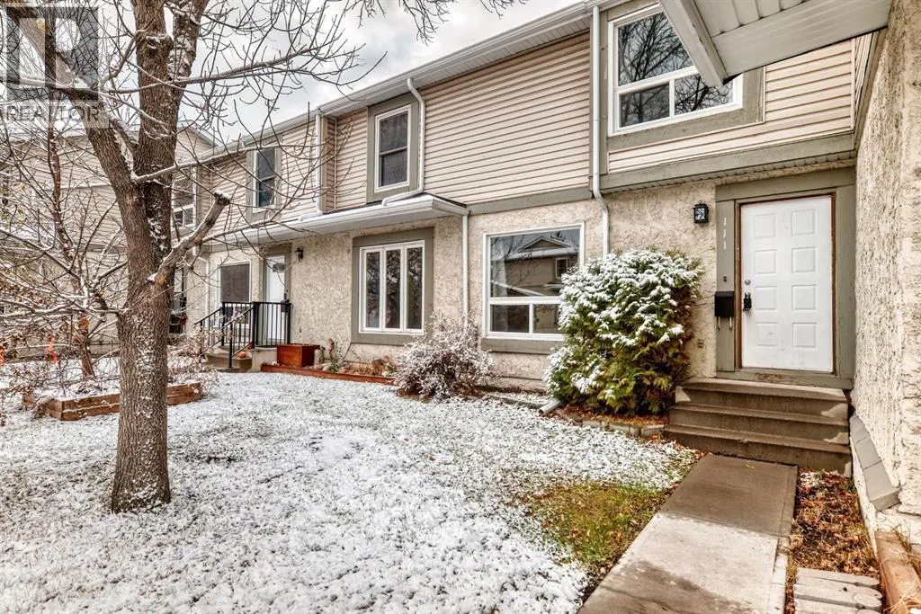 111 Deer Ridge Lane SE