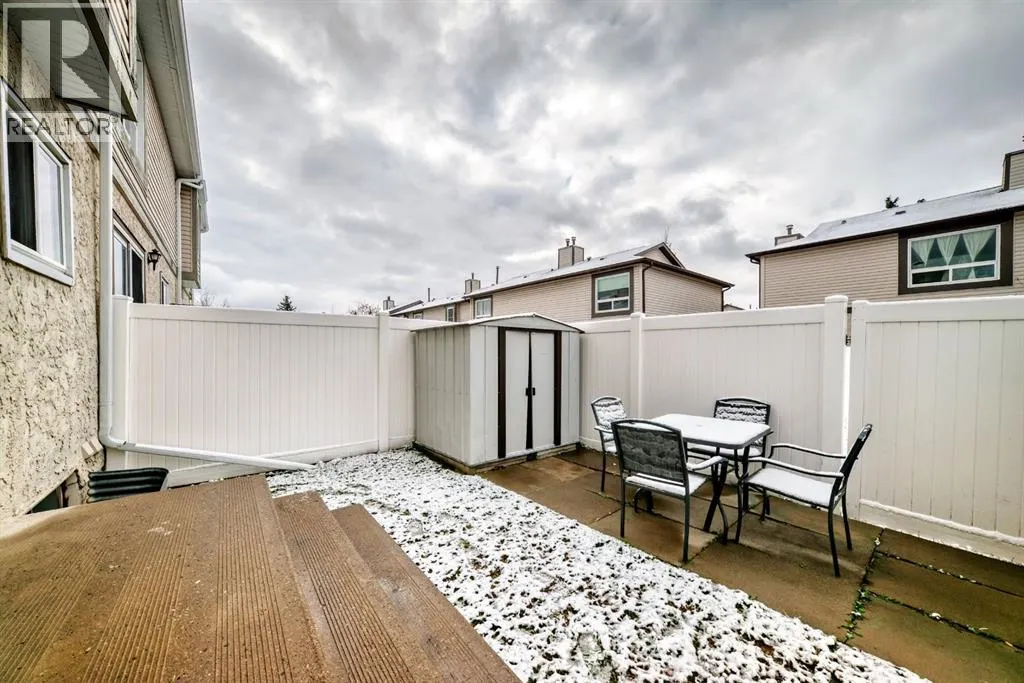 111 Deer Ridge Lane SE