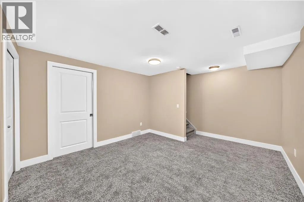 111 Deer Ridge Lane SE