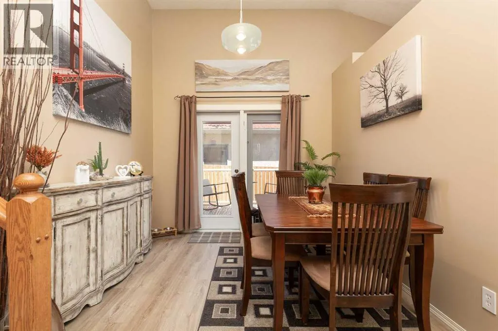 44 Lakhota Road W
