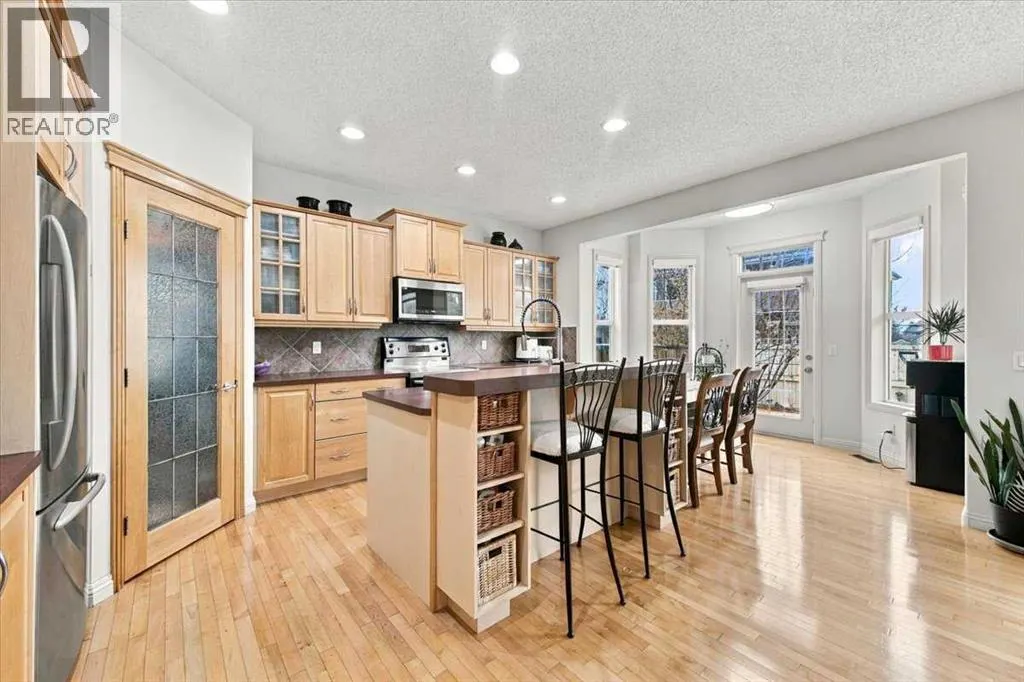 262 Everstone Drive SW