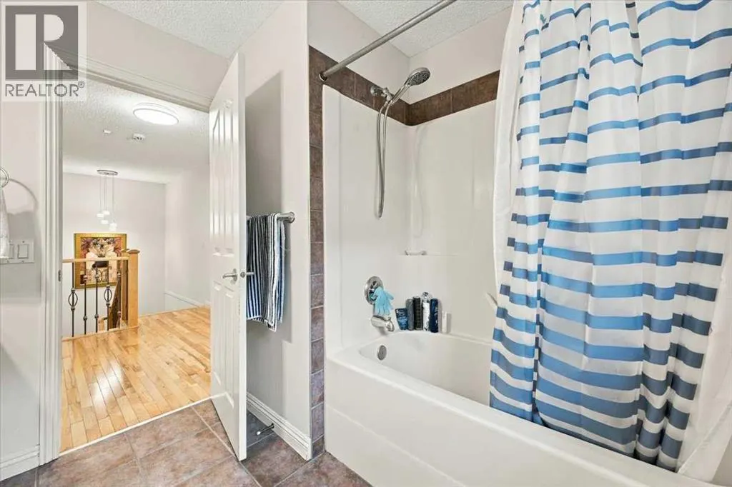262 Everstone Drive SW