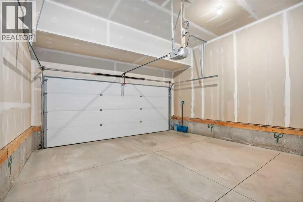 201 Creekstone Path SW