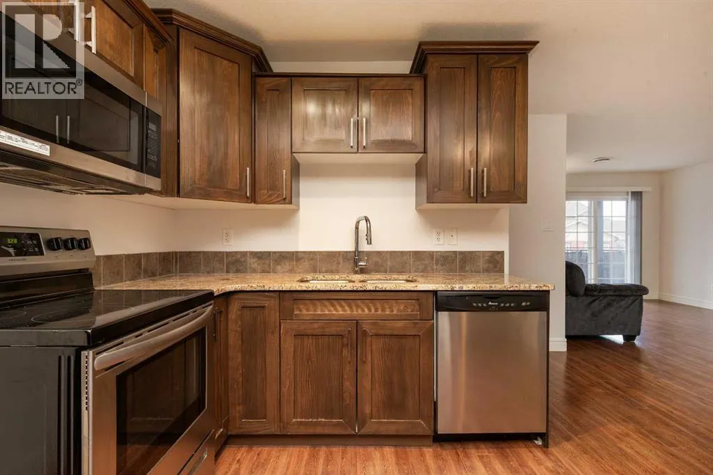 5, 895 Mt Sundance Manor W