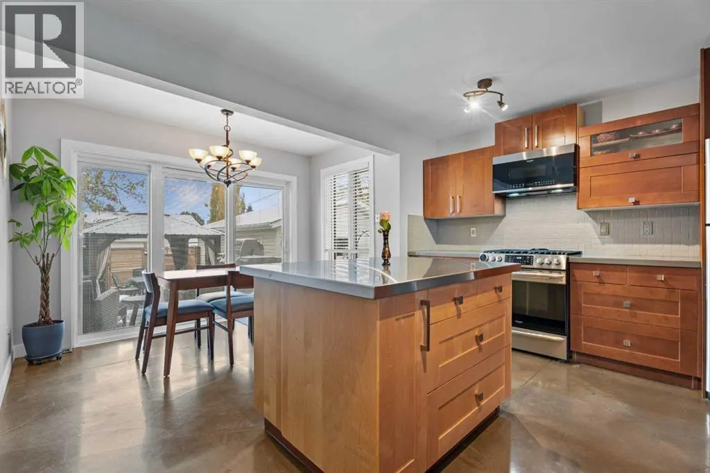 807 Allandale Road SE