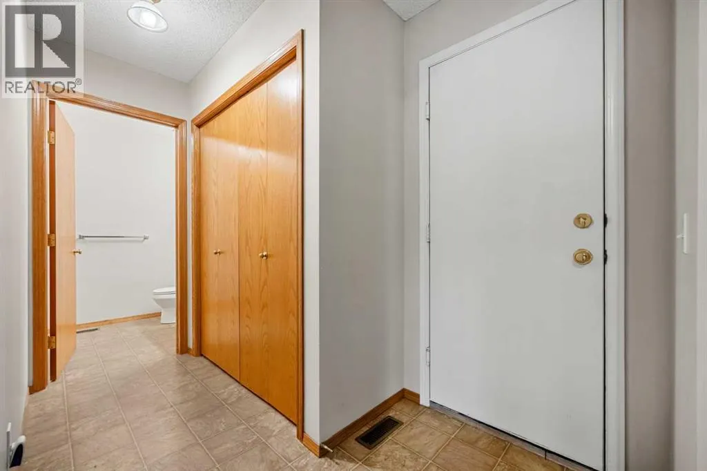 2 Rivercrest Villas SE
